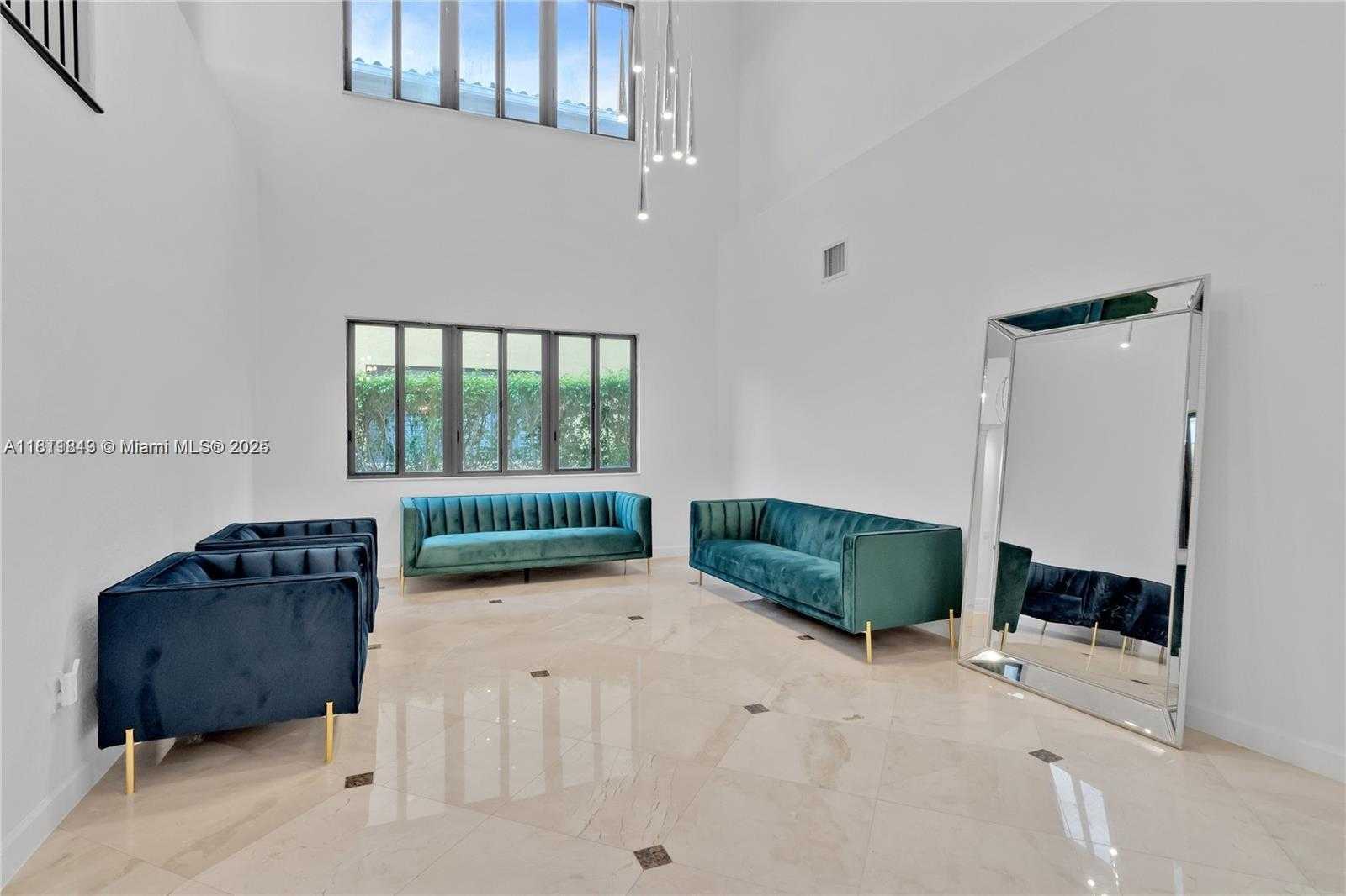 Small Image of 19347 SOUTH WEST 79TH PL, Cutler Bay Number 34