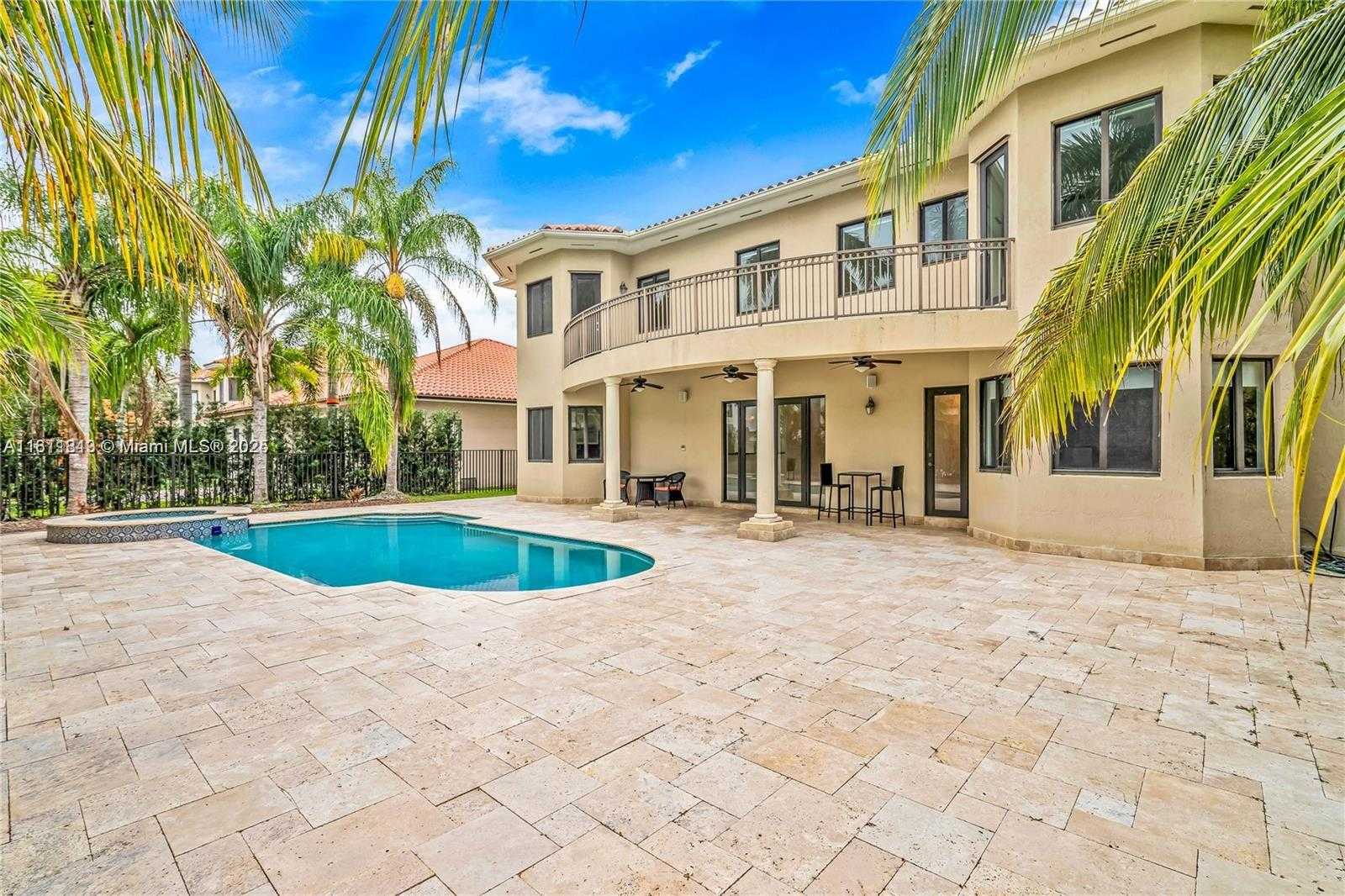 Small Image of 19347 SOUTH WEST 79TH PL, Cutler Bay Number 39