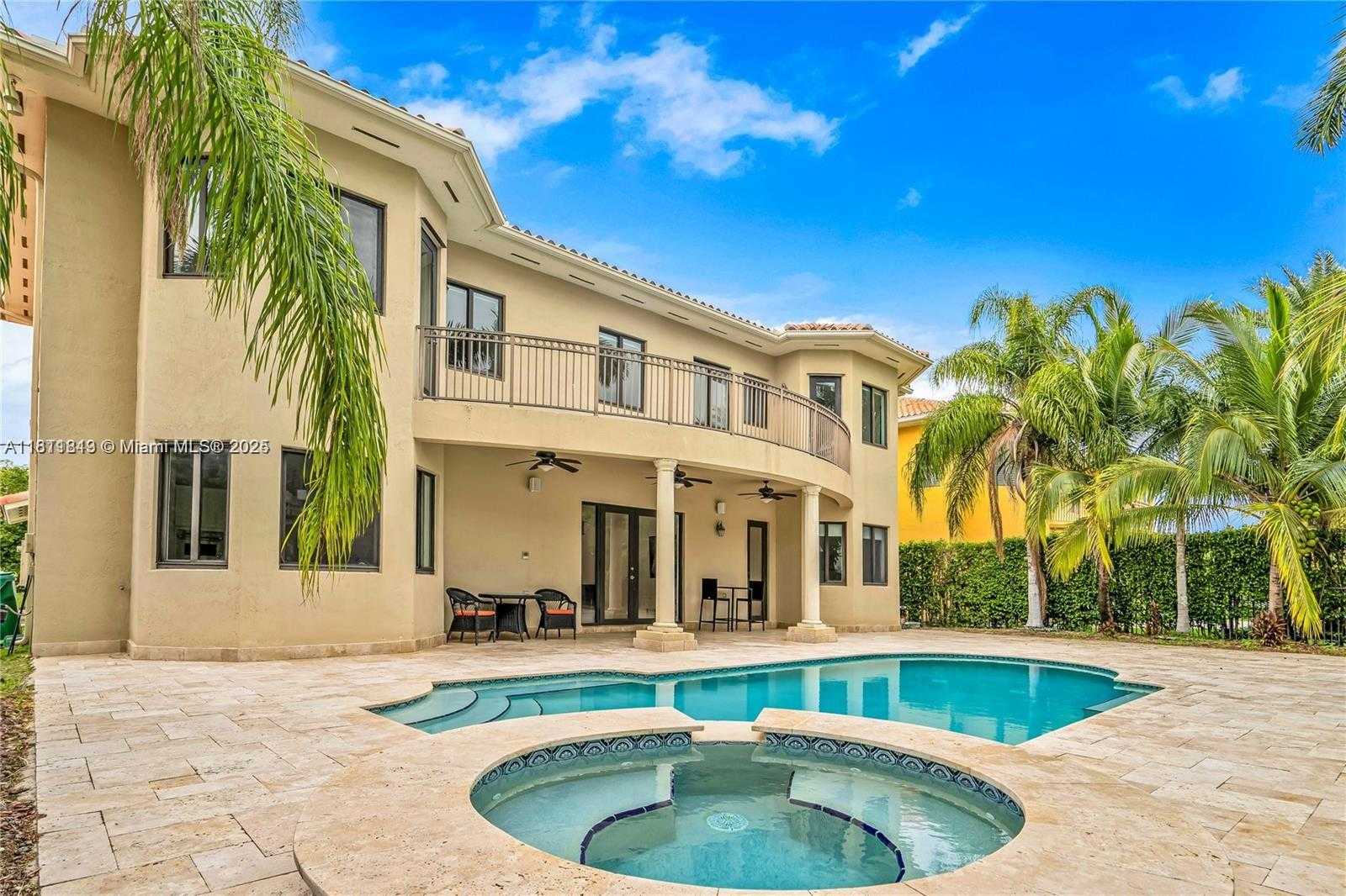 Small Image of 19347 SOUTH WEST 79TH PL, Cutler Bay Number 42