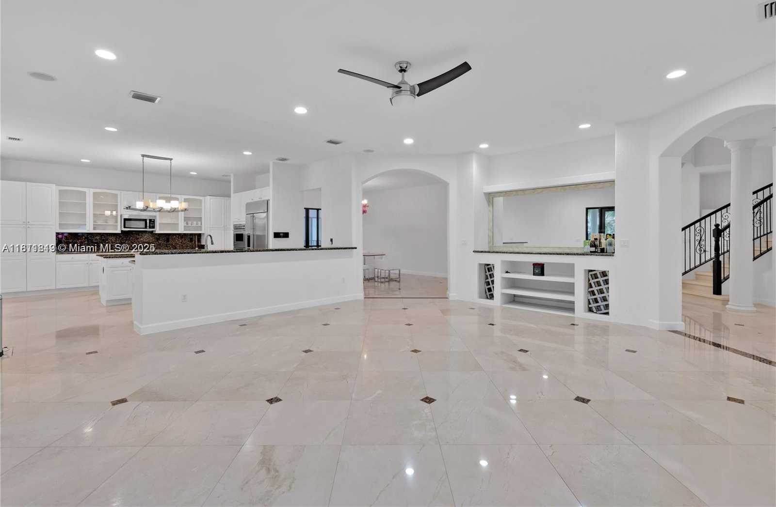 Small Image of 19347 SOUTH WEST 79TH PL, Cutler Bay Number 8