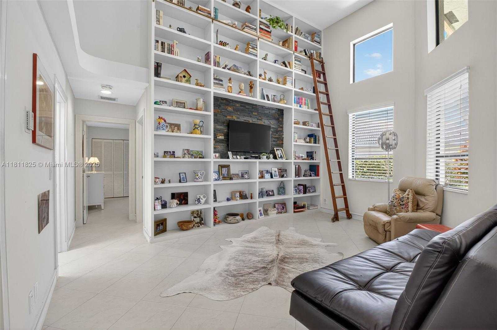 Small Image of 10160 SPYGLASS, Boca Raton Number 14