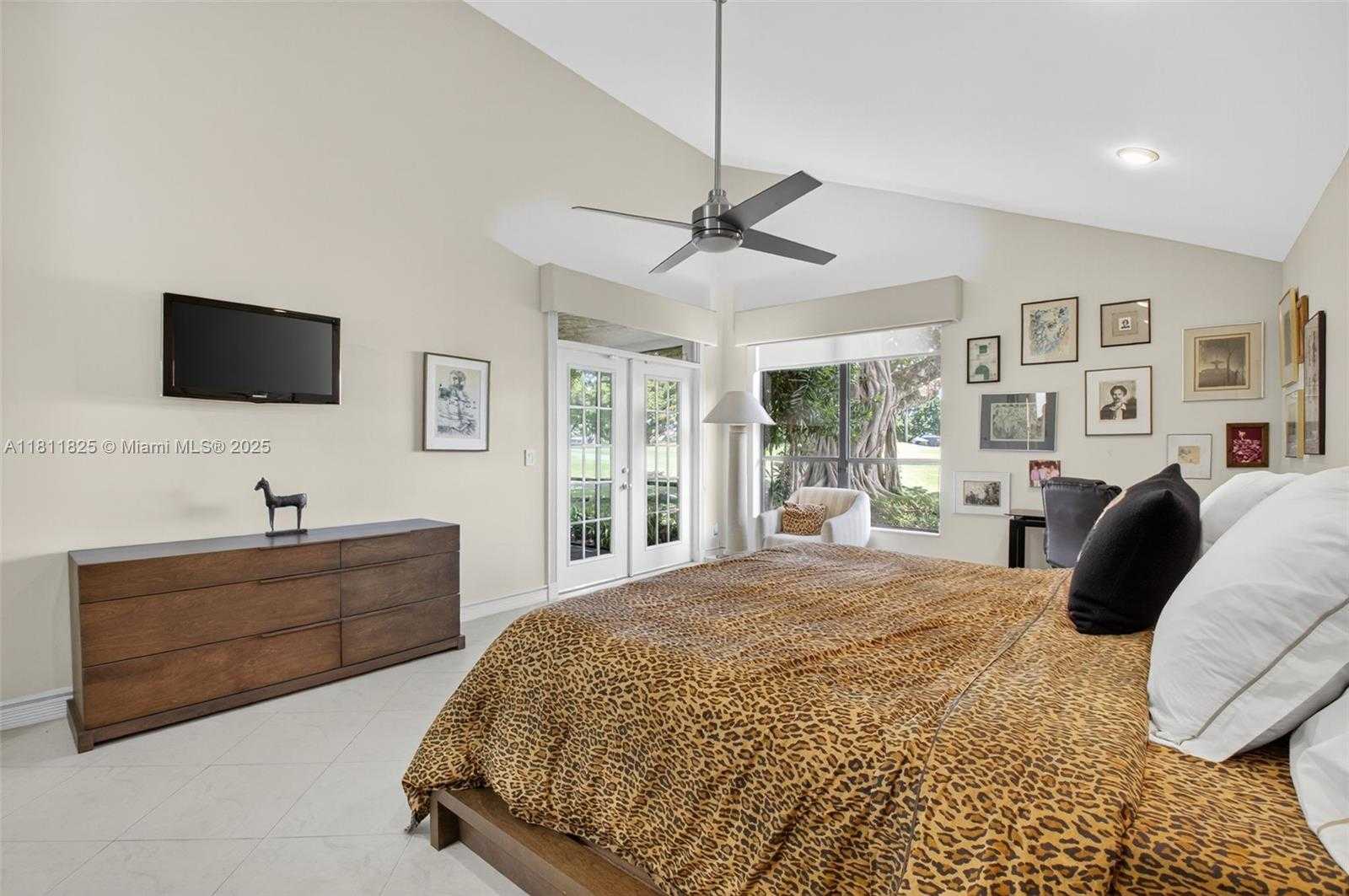 Small Image of 10160 SPYGLASS, Boca Raton Number 19