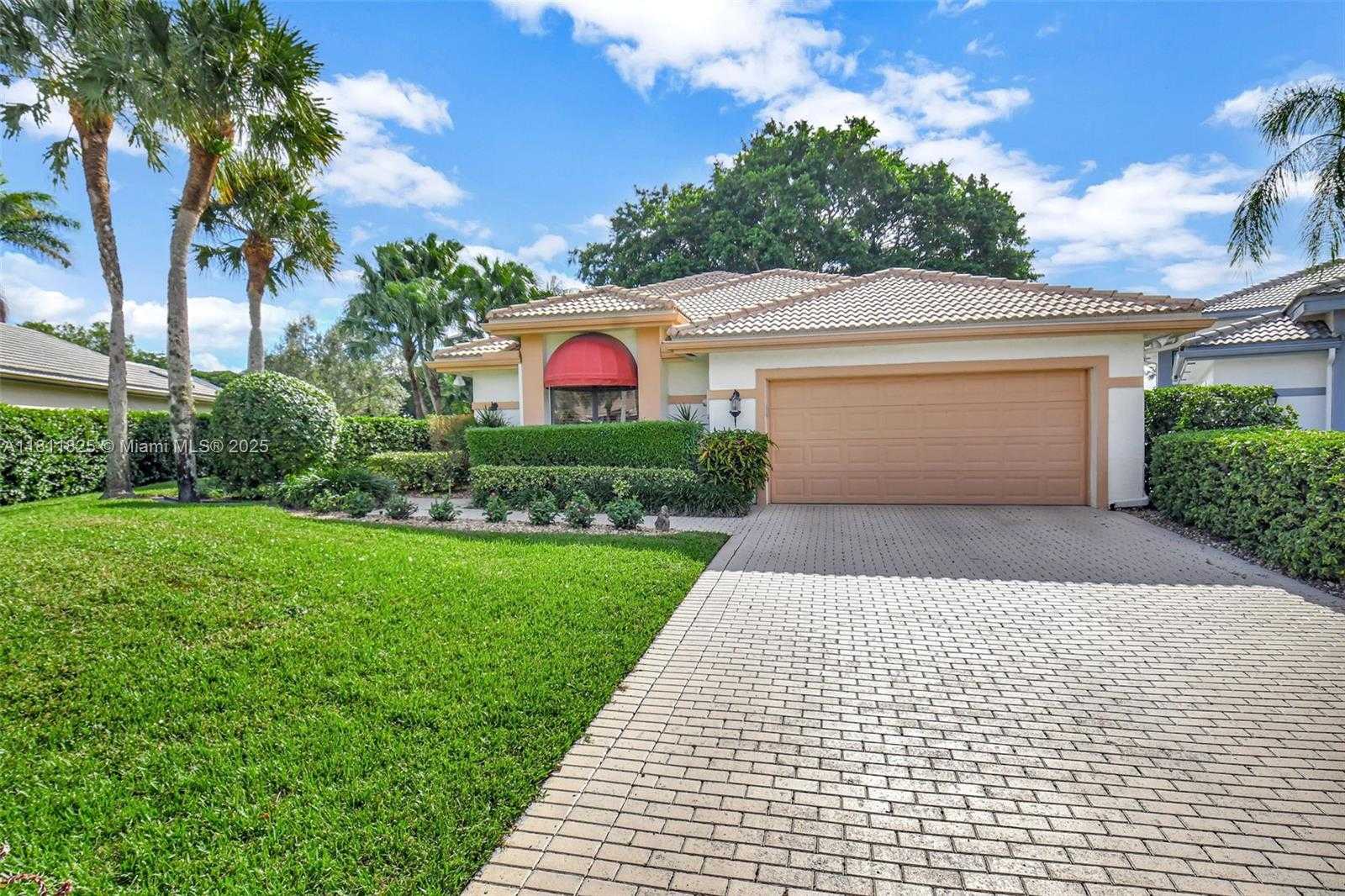 Small Image of 10160 SPYGLASS, Boca Raton Number 2