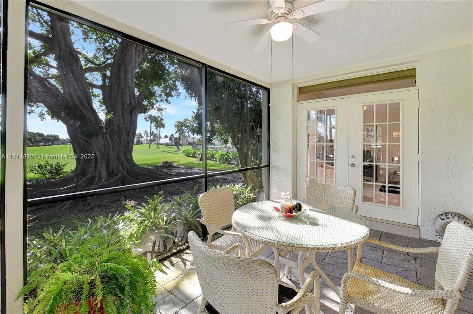 Small Image of 10160 SPYGLASS, Boca Raton Number 29