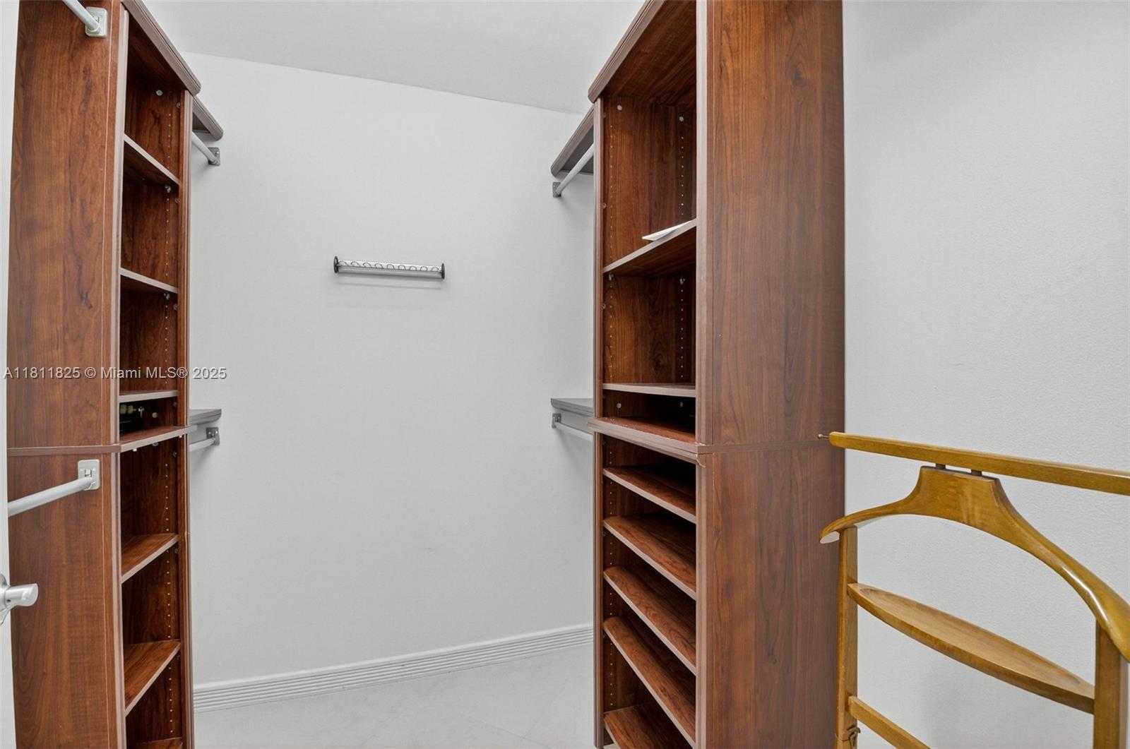 Small Image of 10160 SPYGLASS, Boca Raton Number 31