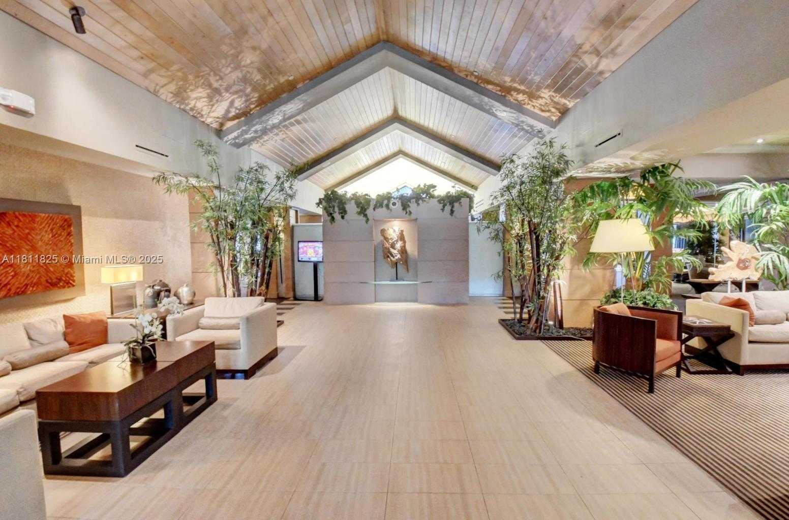 Small Image of 10160 SPYGLASS, Boca Raton Number 47