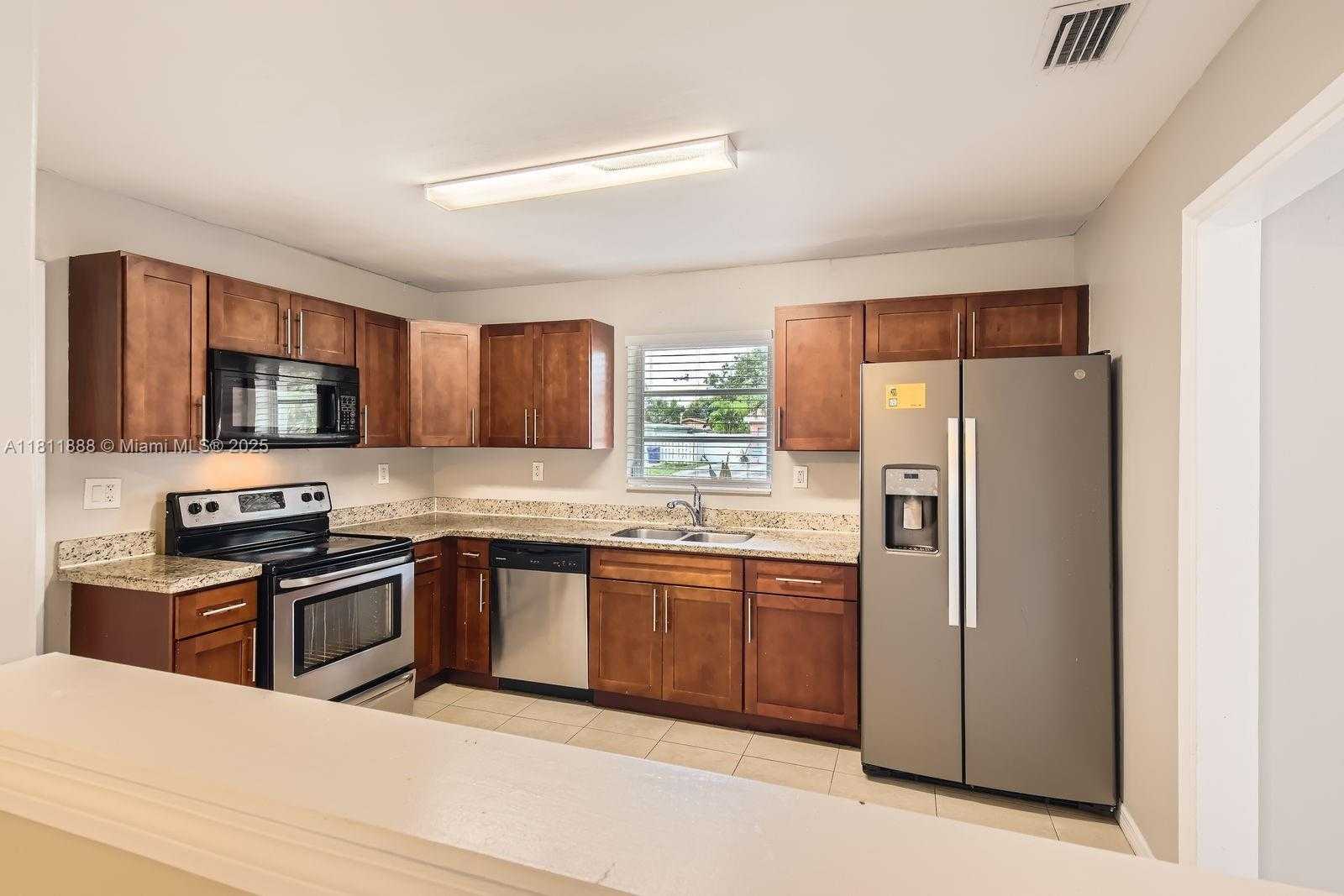 Small Image of 6221 NORTH WEST 17TH ST, Sunrise Number 10