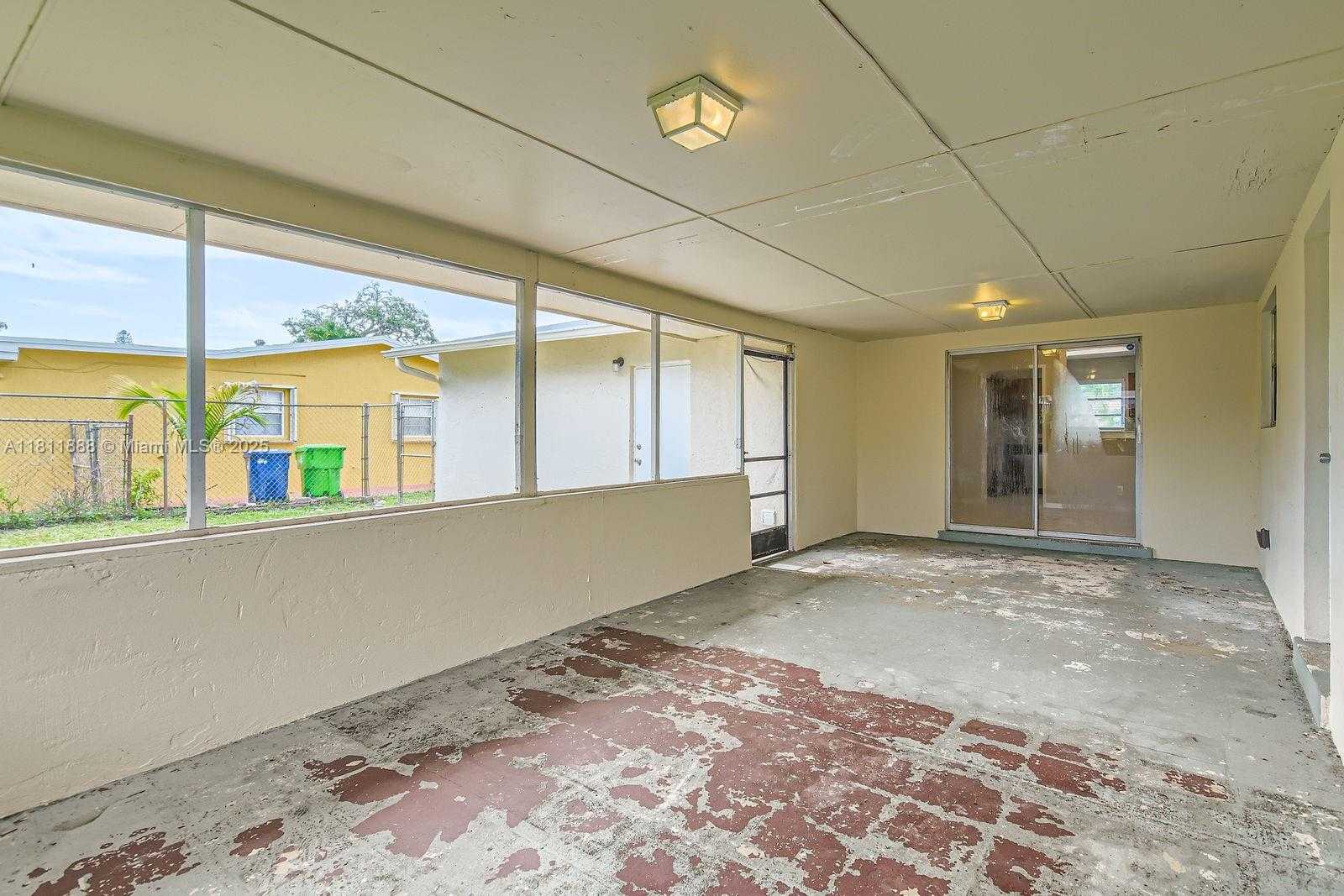 Small Image of 6221 NORTH WEST 17TH ST, Sunrise Number 25