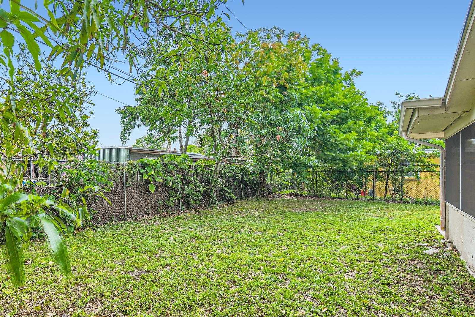 Small Image of 6221 NORTH WEST 17TH ST, Sunrise Number 27