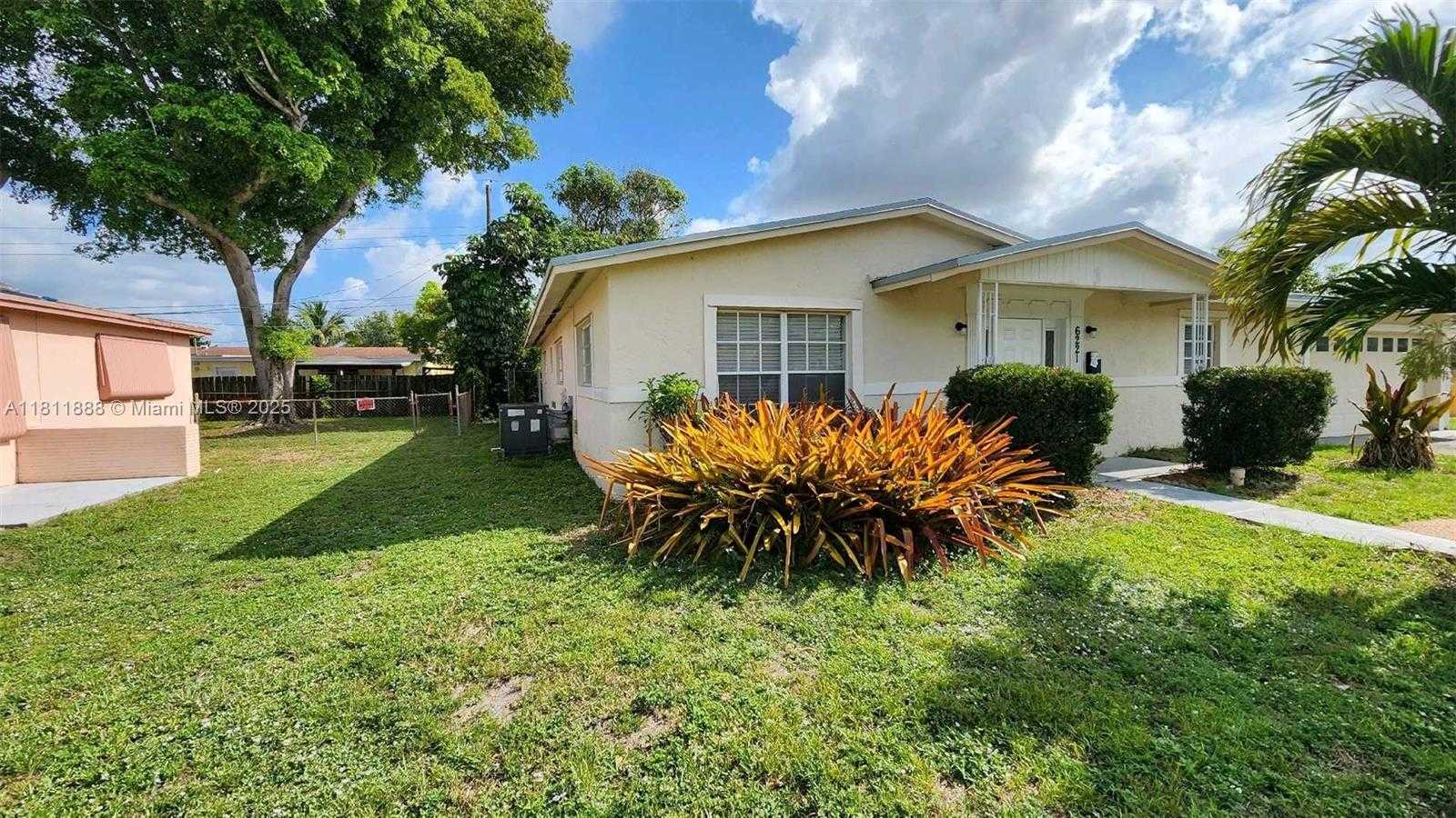 Small Image of 6221 NORTH WEST 17TH ST, Sunrise Number 3