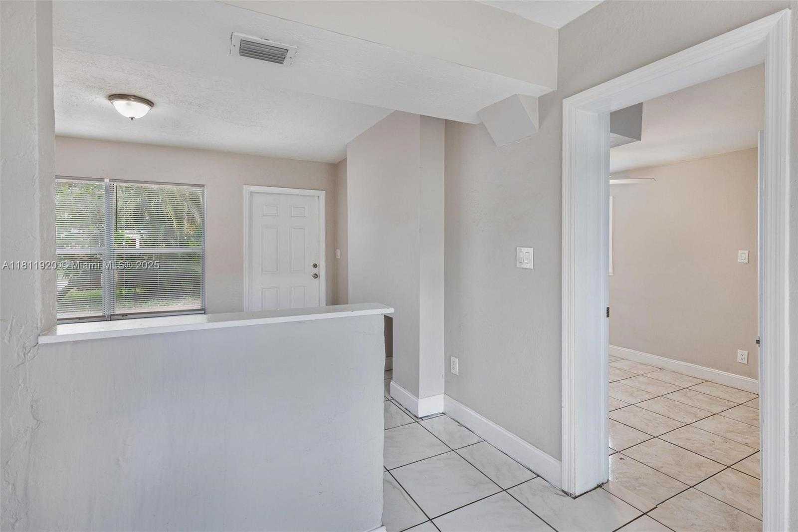 Small Image of 6329 GARFIELD ST, Hollywood Number 23