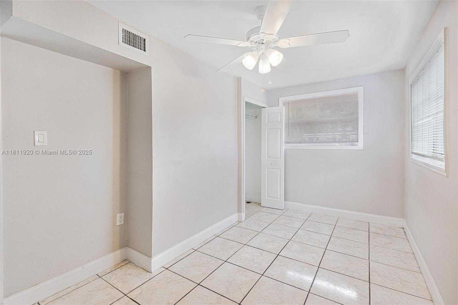 Small Image of 6329 GARFIELD ST, Hollywood Number 26