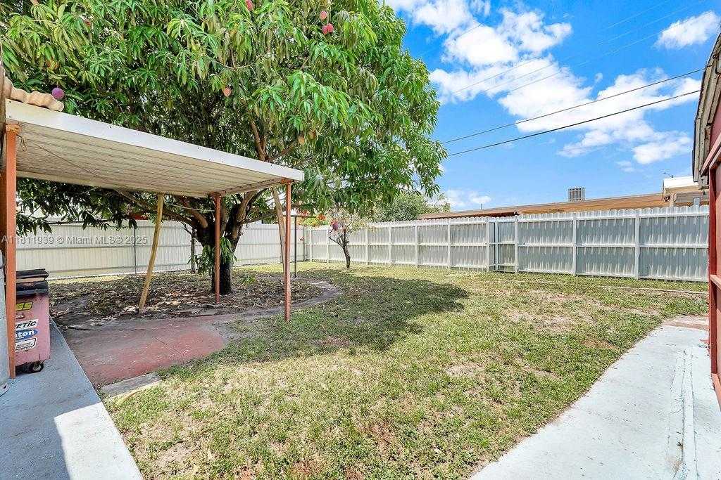 Small Image of 911 EAST 9TH PL, Hialeah Number 69