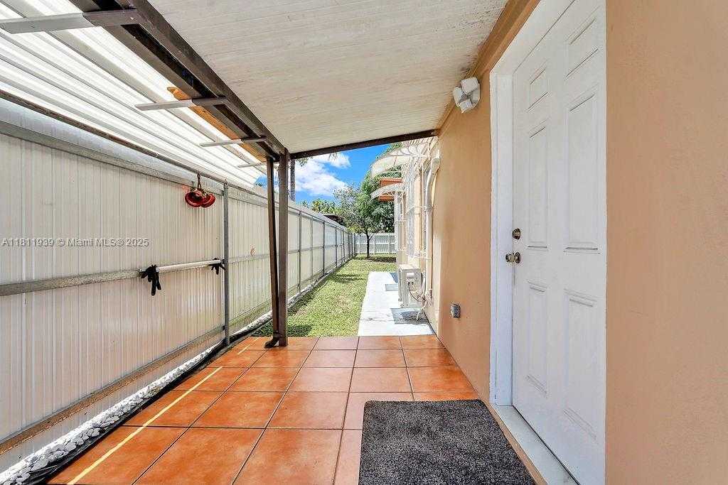 Small Image of 911 EAST 9TH PL, Hialeah Number 71