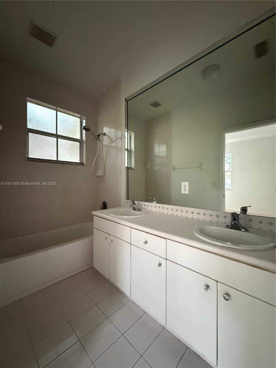 Small Image of 24301 SOUTH WEST 107 AV, Homestead Number 10