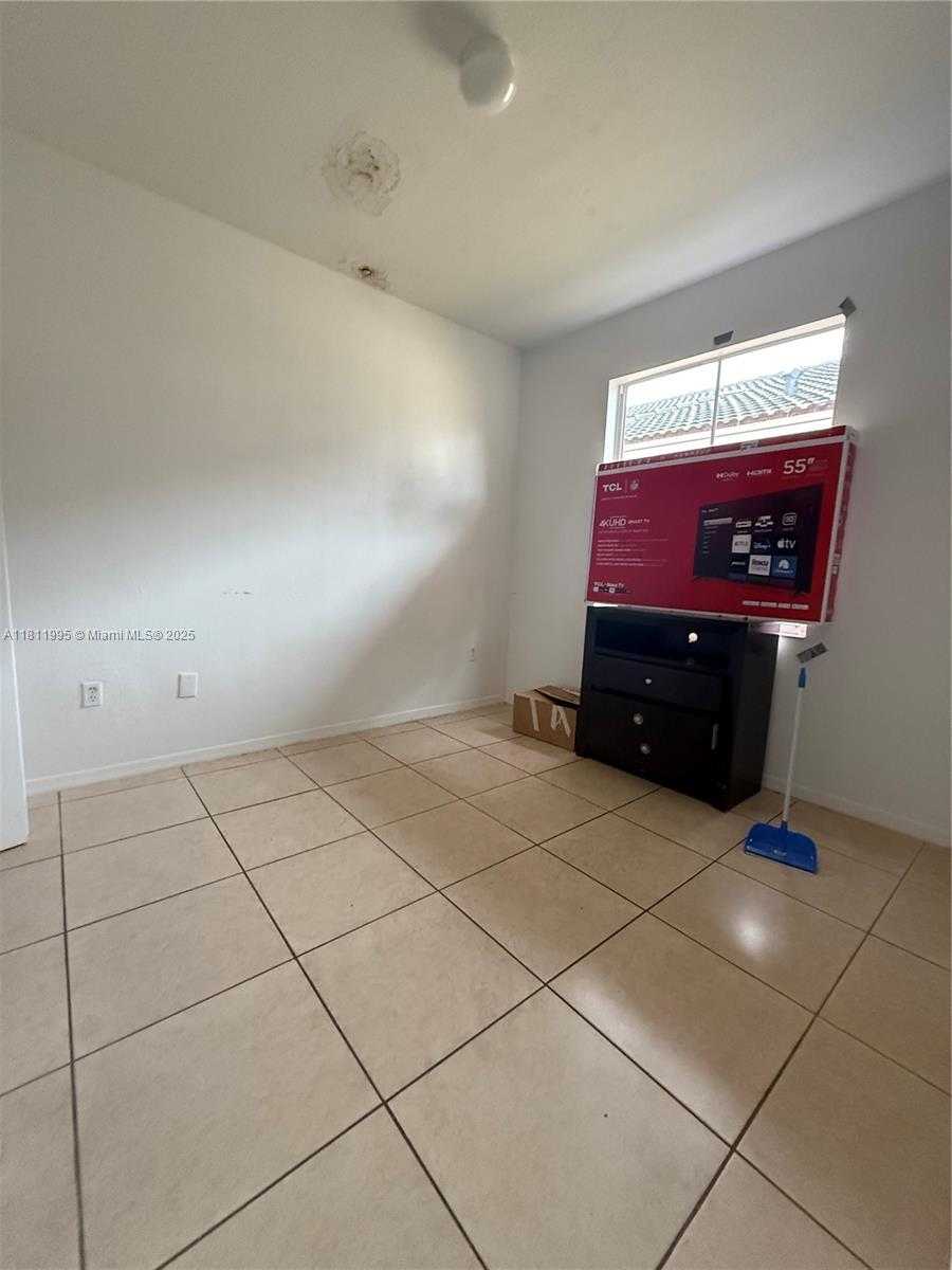 Small Image of 24301 SOUTH WEST 107 AV, Homestead Number 16