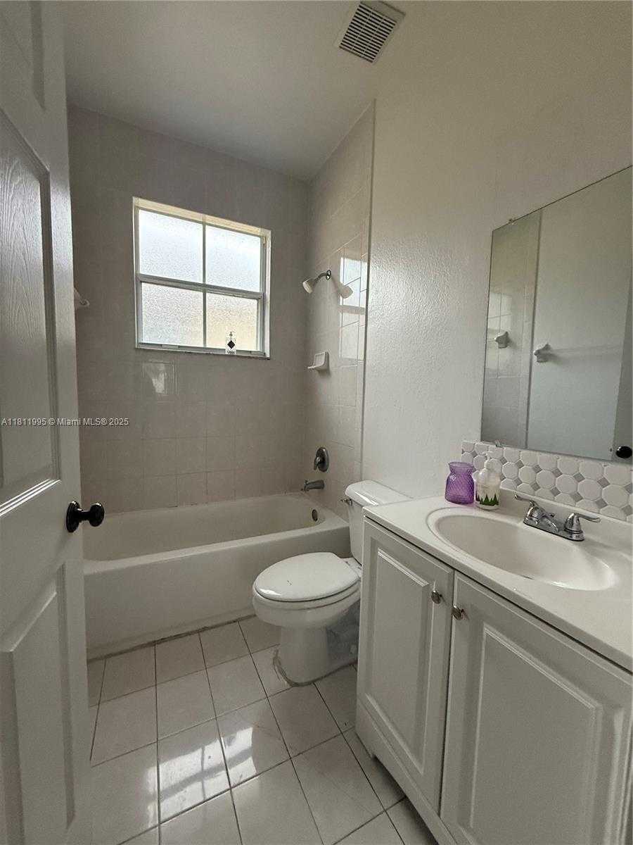 Small Image of 24301 SOUTH WEST 107 AV, Homestead Number 17