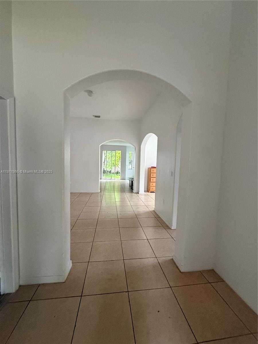 Small Image of 24301 SOUTH WEST 107 AV, Homestead Number 23