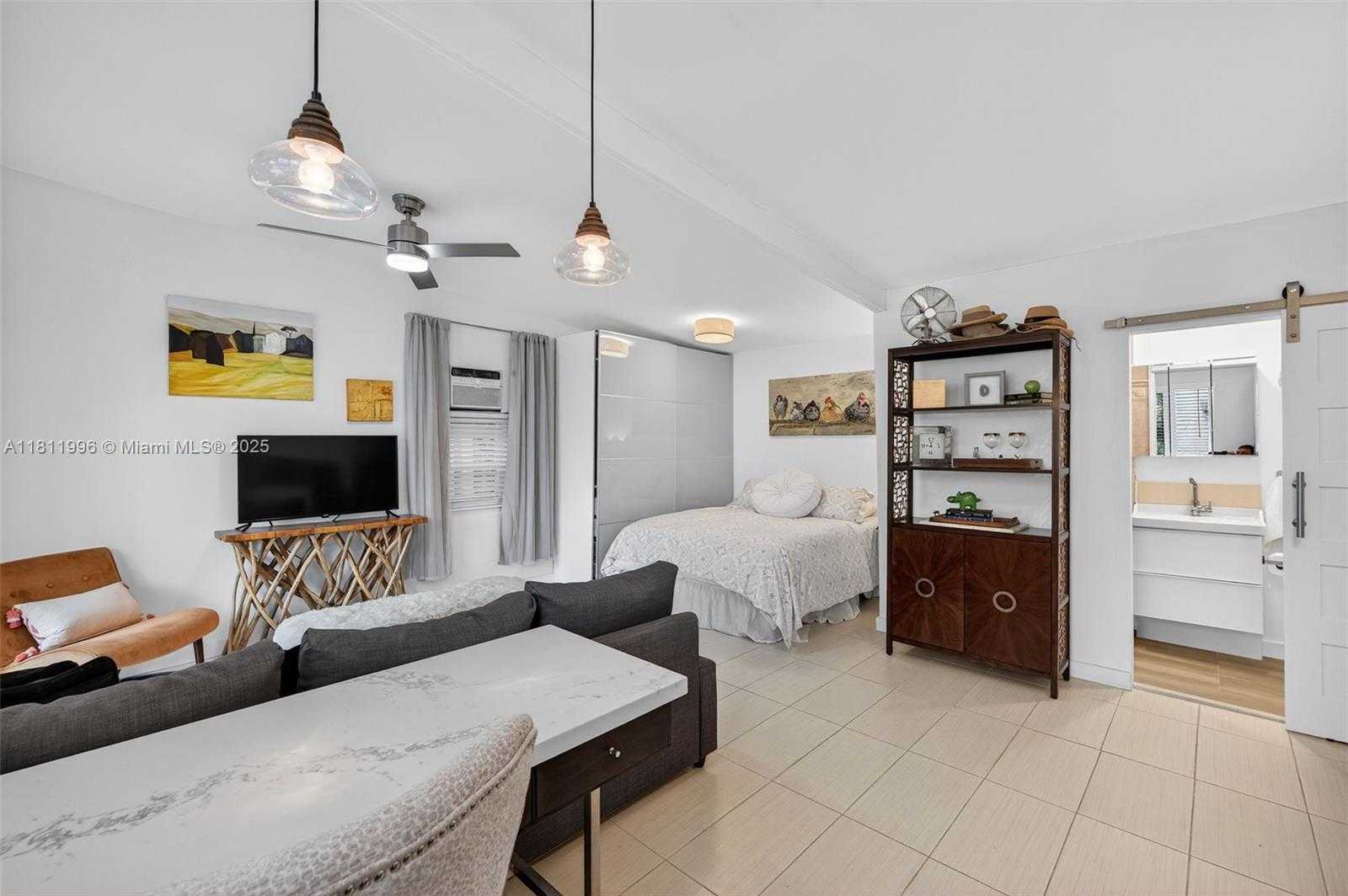 Small Image of 1314 SOUTH EAST 1ST AVE, Fort Lauderdale Number 54