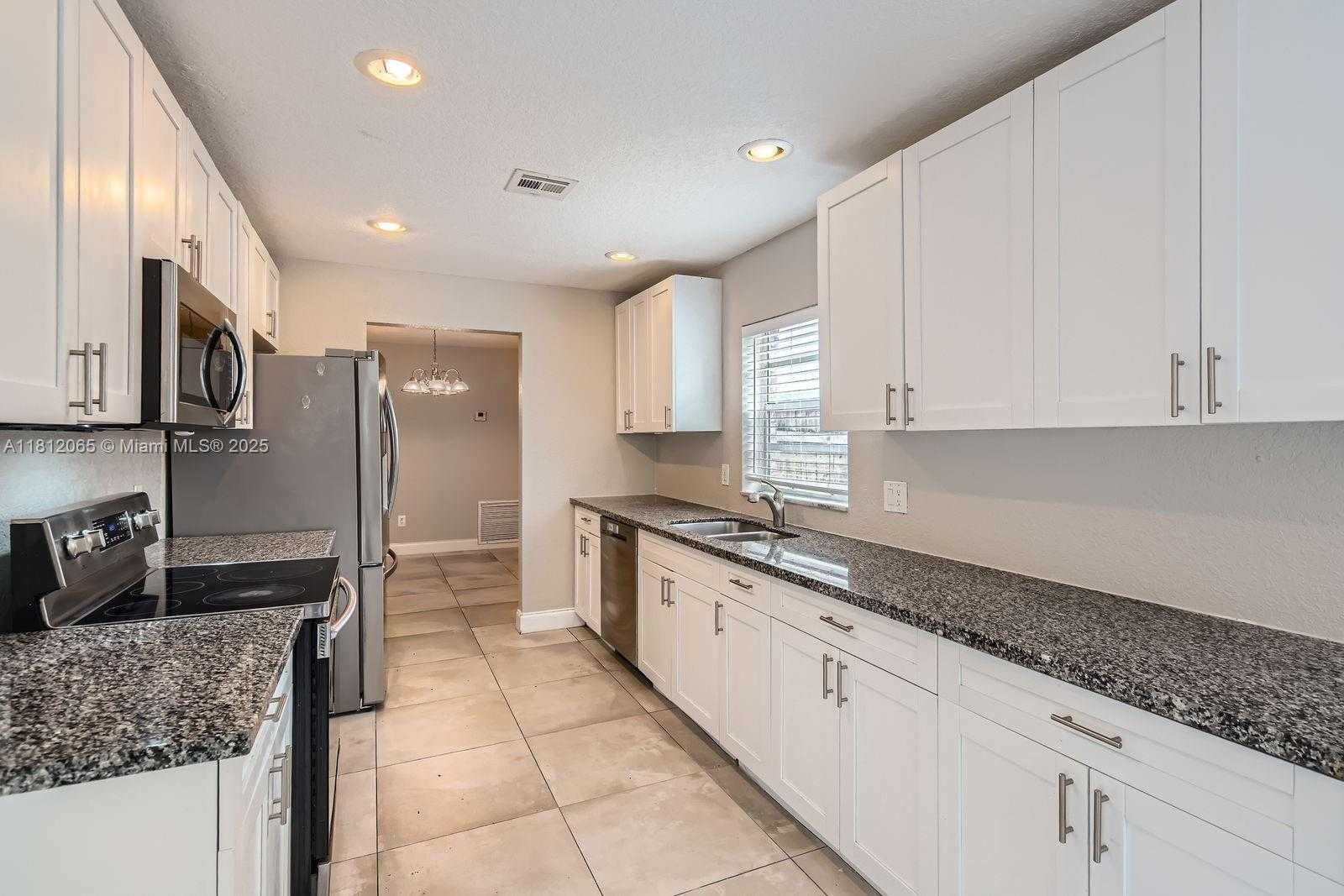 Small Image of 9353 SOUTH WEST 1ST PL, Boca Raton Number 10