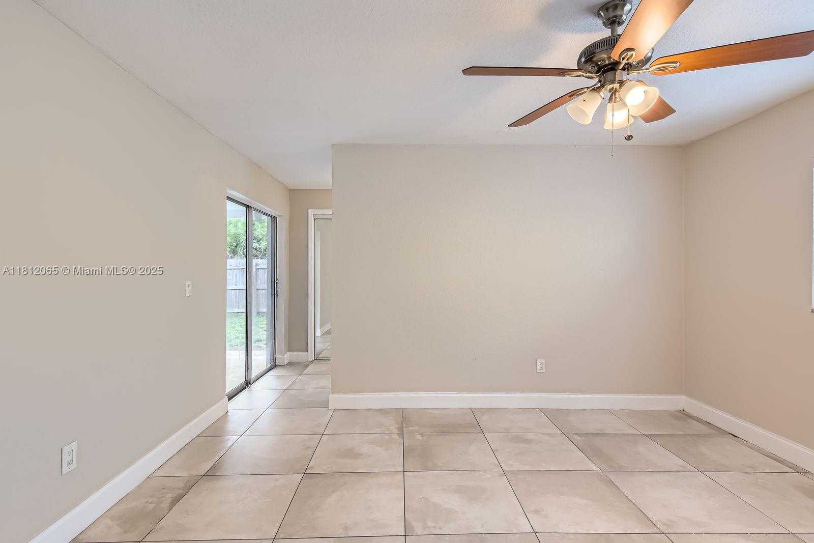 Small Image of 9353 SOUTH WEST 1ST PL, Boca Raton Number 15