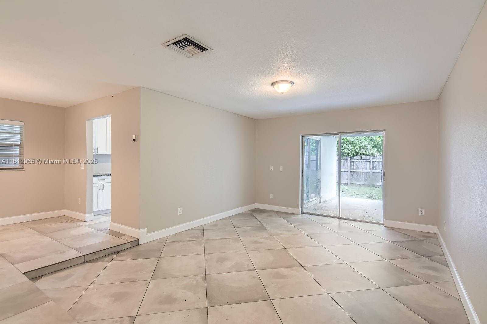 Small Image of 9353 SOUTH WEST 1ST PL, Boca Raton Number 5