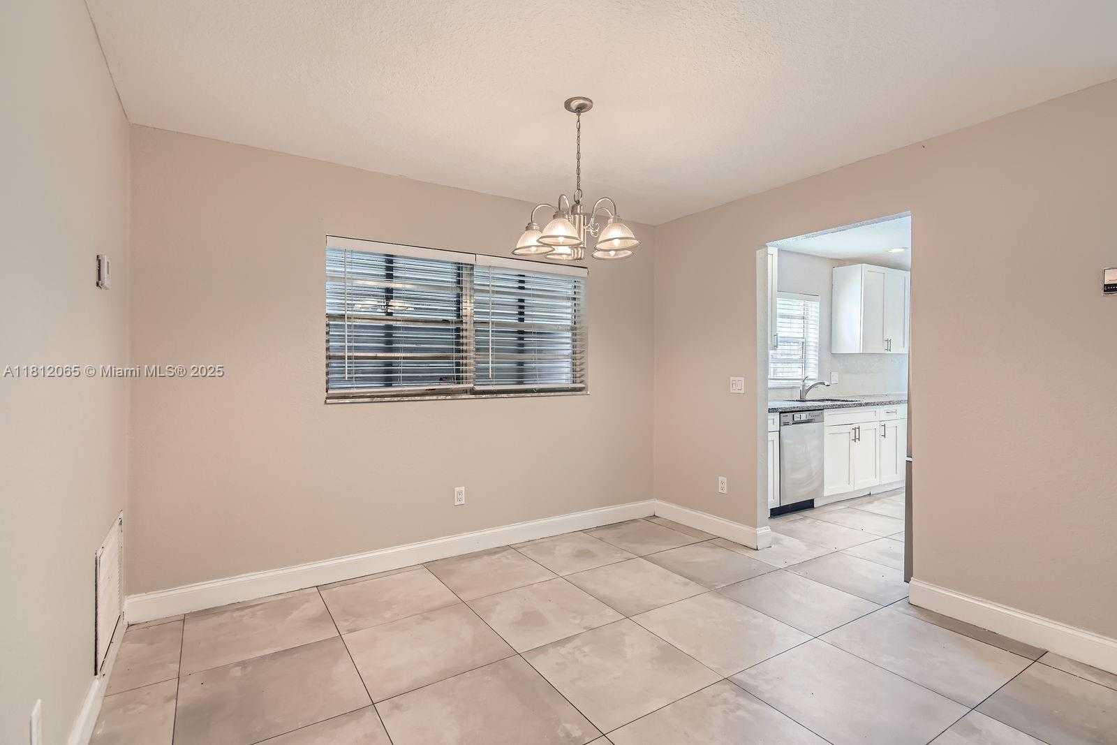 Small Image of 9353 SOUTH WEST 1ST PL, Boca Raton Number 7