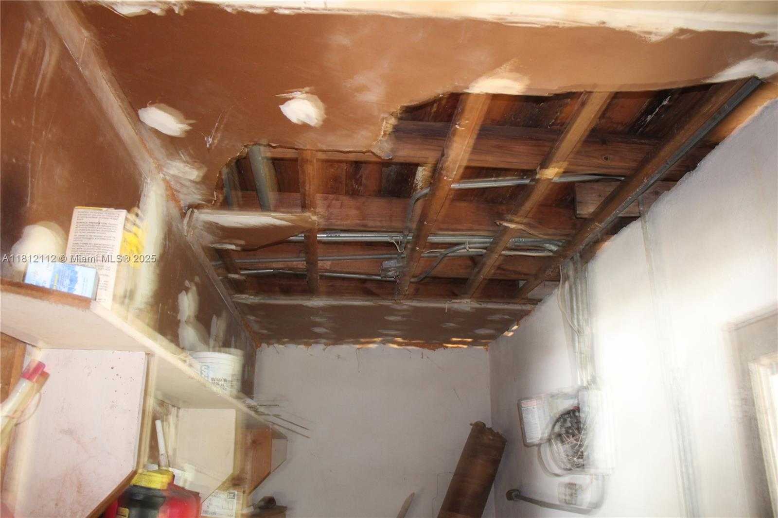Small Image of 2040 NORTH WEST 97TH ST, Miami Number 15