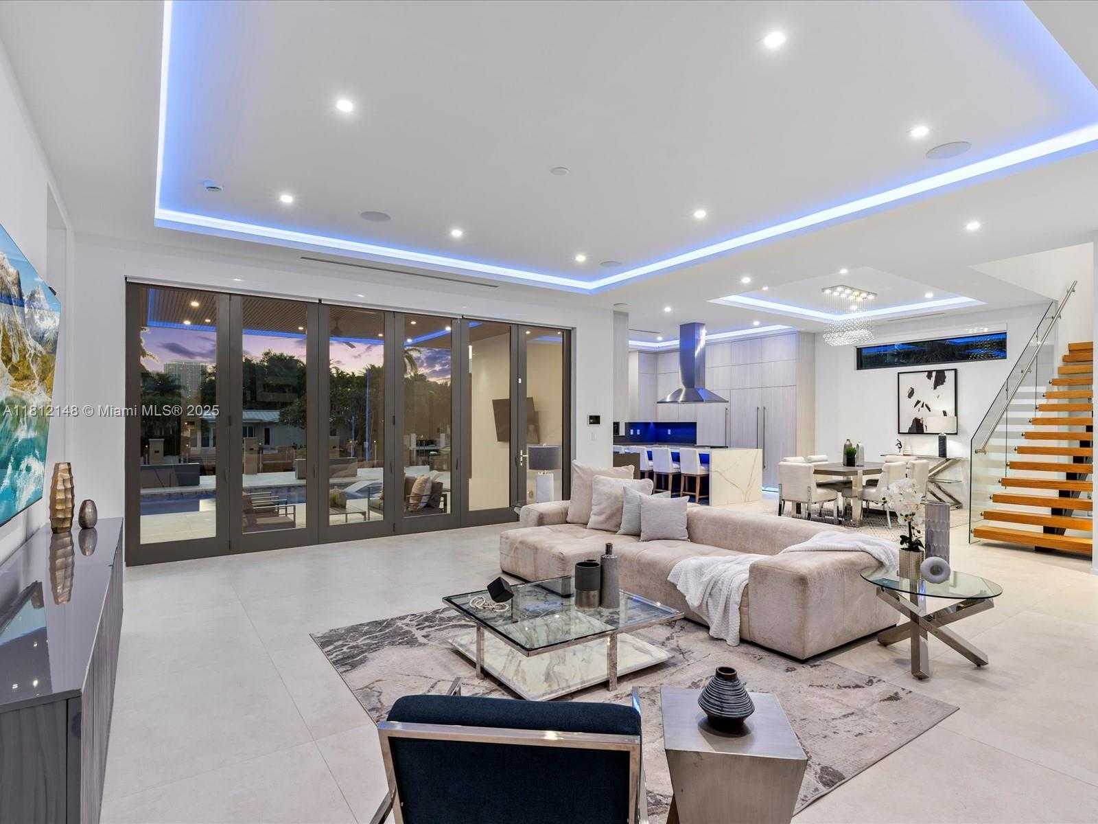 Small Image of 401 BONTONA AVE, Fort Lauderdale Number 10