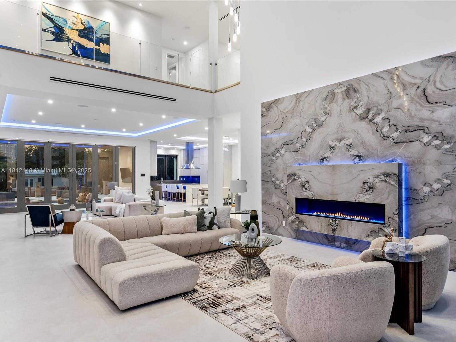 Small Image of 401 BONTONA AVE, Fort Lauderdale Number 11