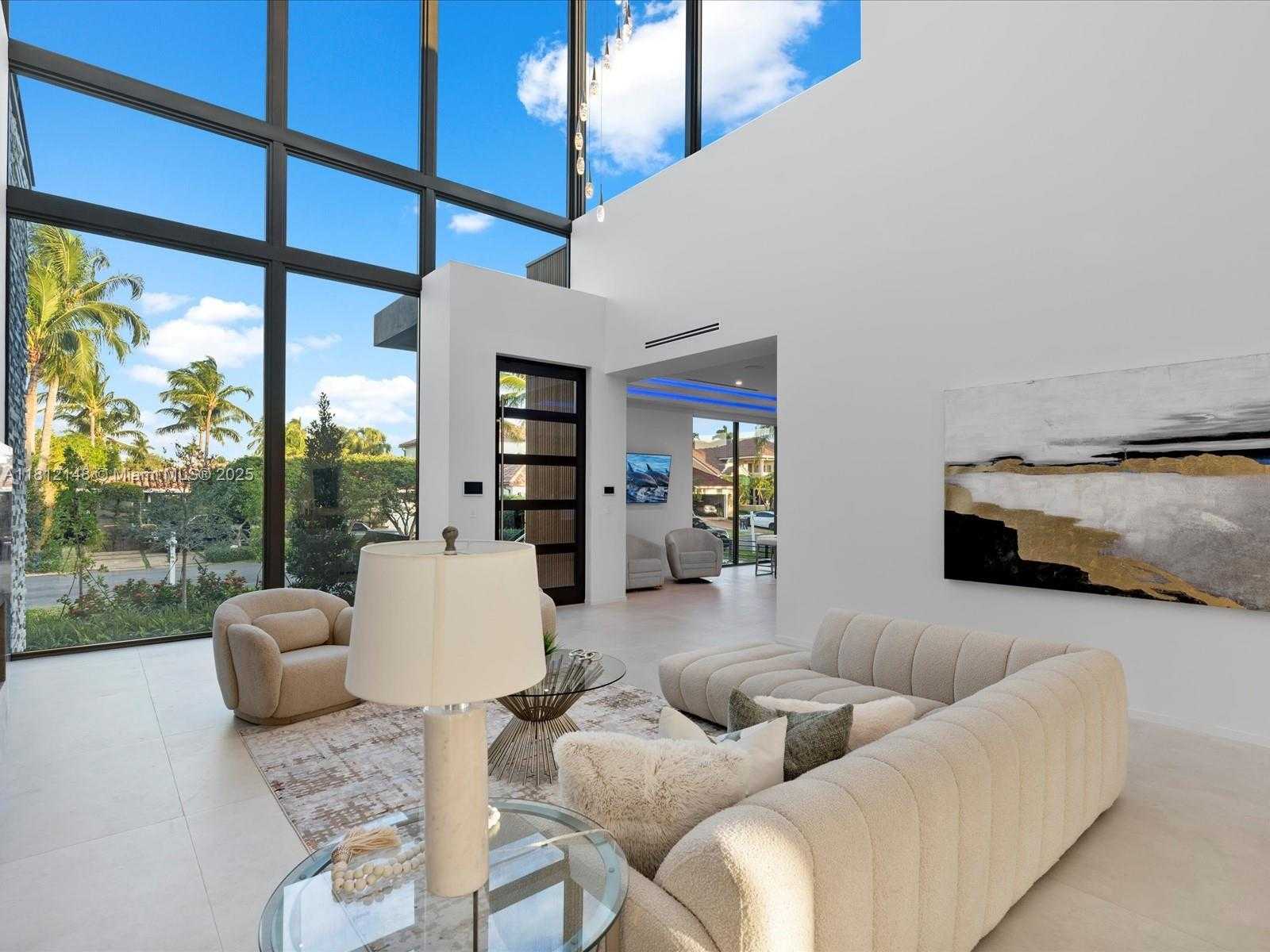Small Image of 401 BONTONA AVE, Fort Lauderdale Number 14