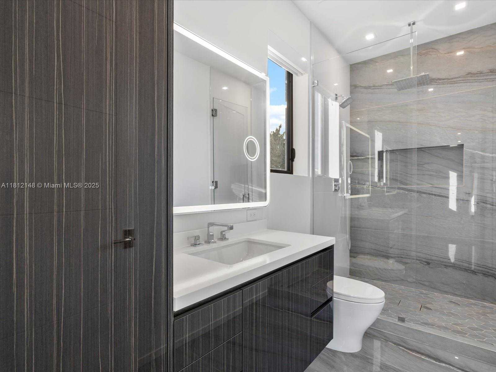 Small Image of 401 BONTONA AVE, Fort Lauderdale Number 46