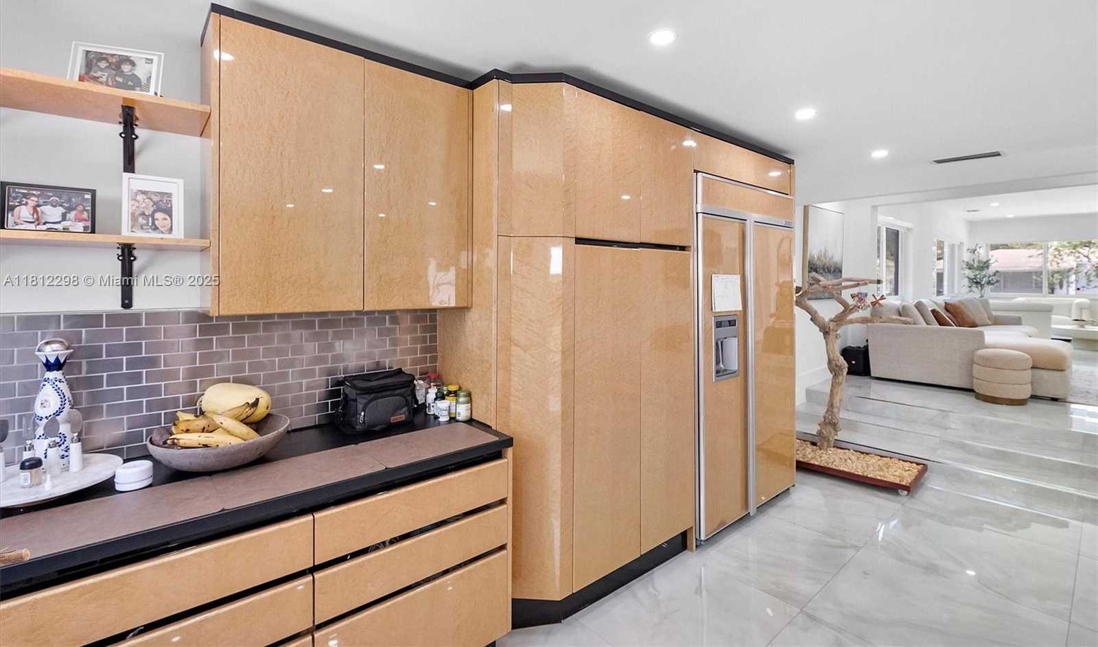 Small Image of 974 NORTH EAST 145TH ST, North Miami Number 12