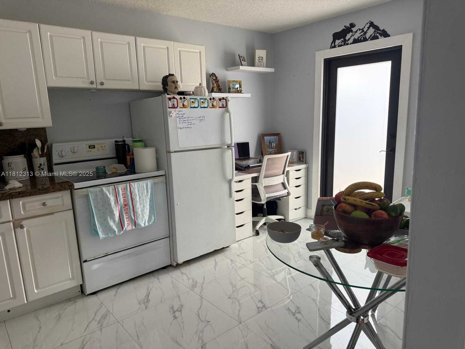 Small Image of 3297 WEST 70TH ST, Hialeah Number 20