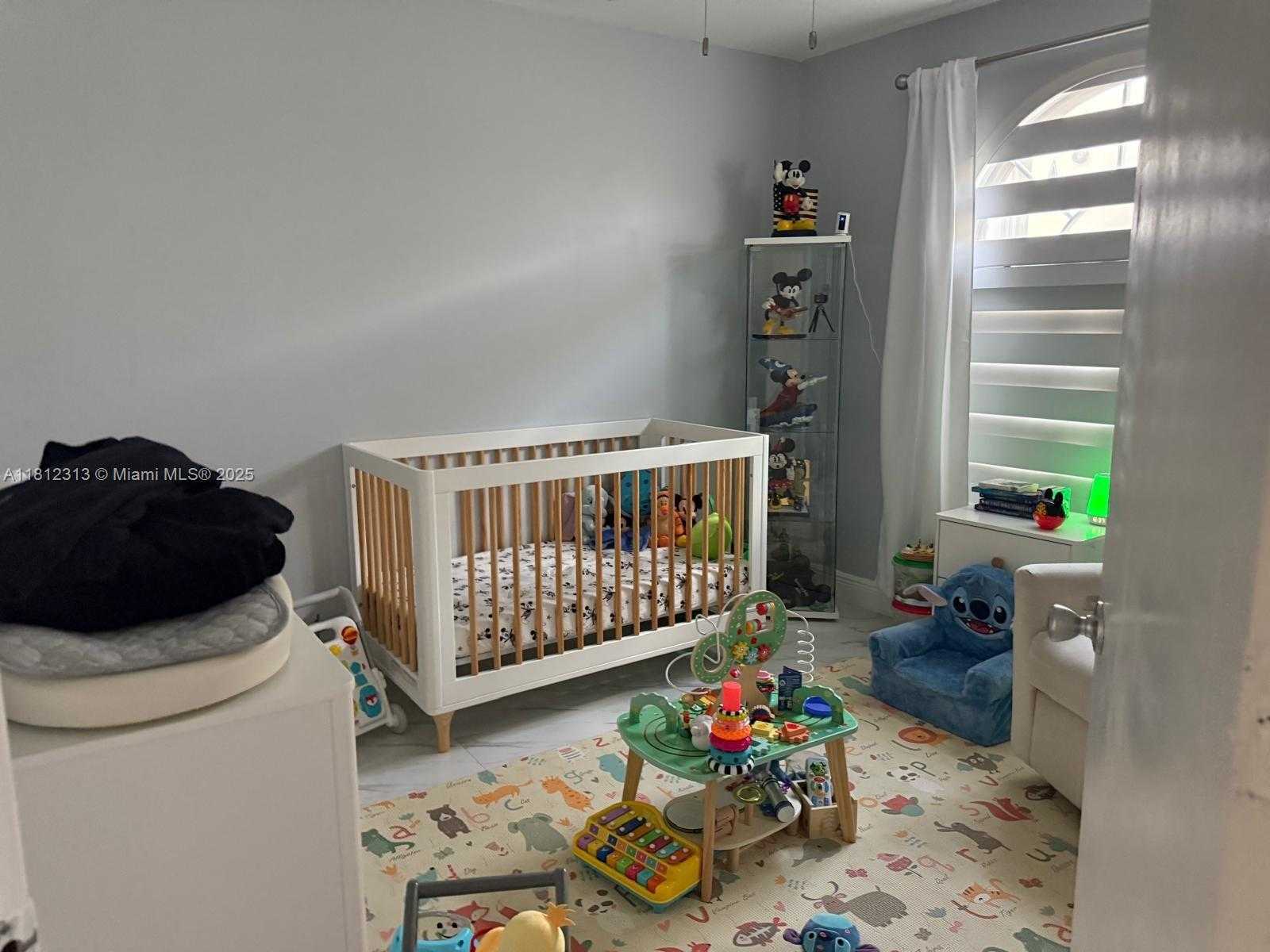 Small Image of 3297 WEST 70TH ST, Hialeah Number 27