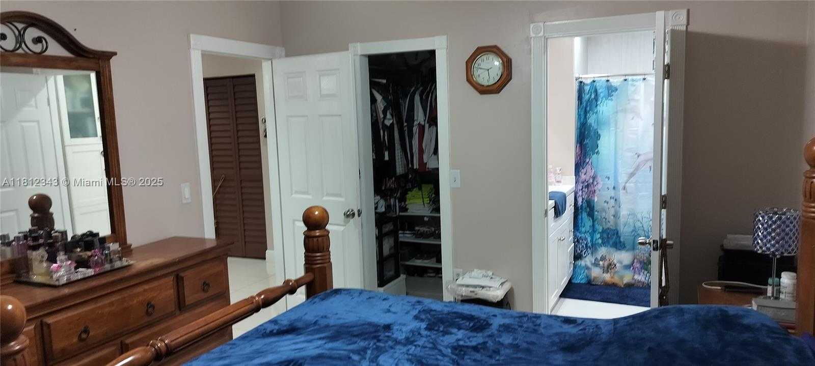 Small Image of 3149 WEST 68TH PL, Hialeah Number 14