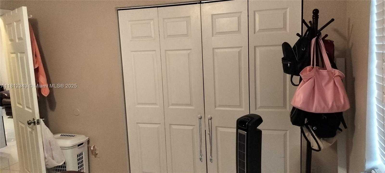Small Image of 3149 WEST 68TH PL, Hialeah Number 18