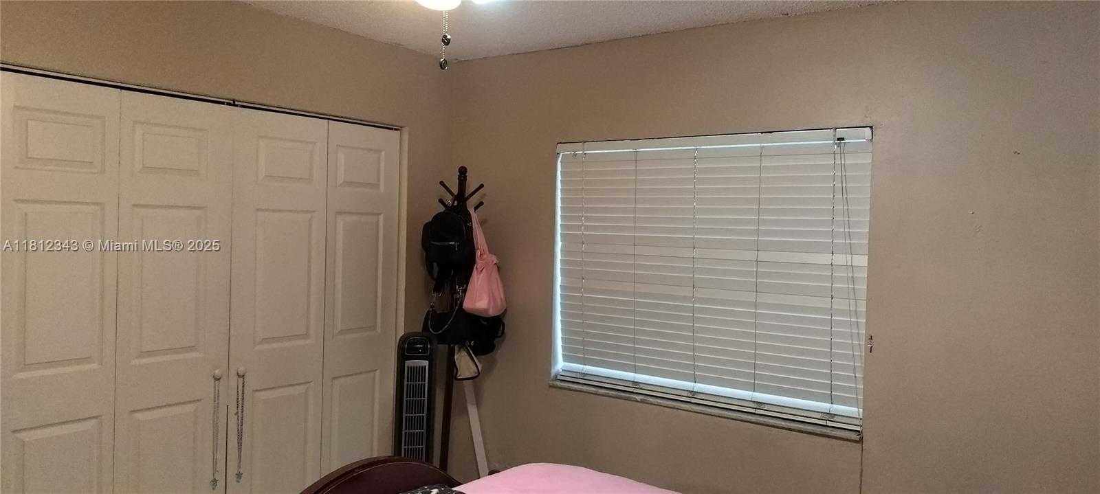 Small Image of 3149 WEST 68TH PL, Hialeah Number 20