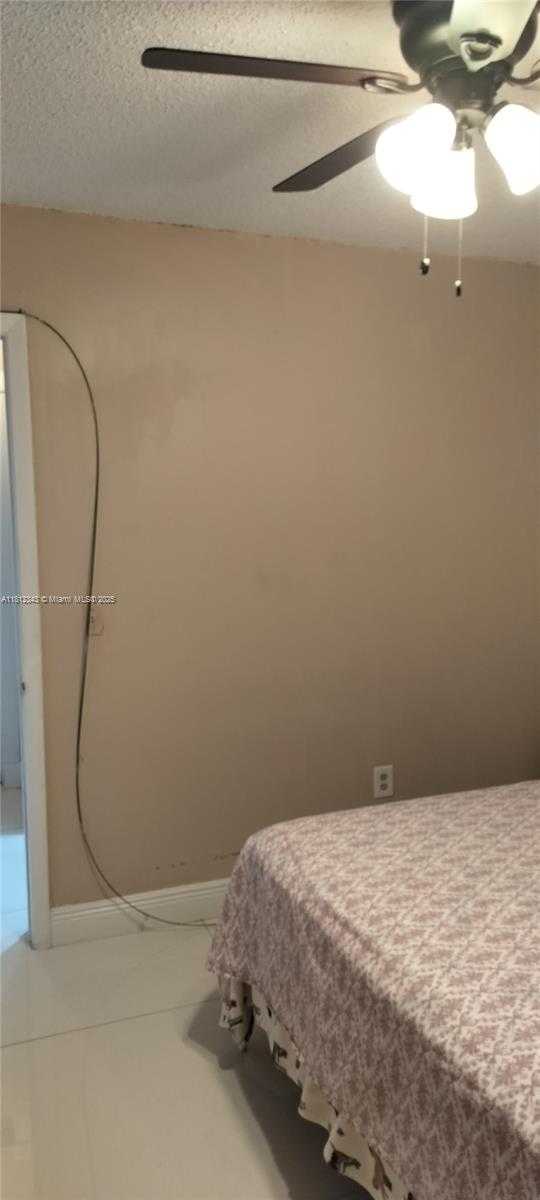 Small Image of 3149 WEST 68TH PL, Hialeah Number 24