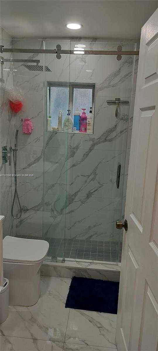 Small Image of 3149 WEST 68TH PL, Hialeah Number 28