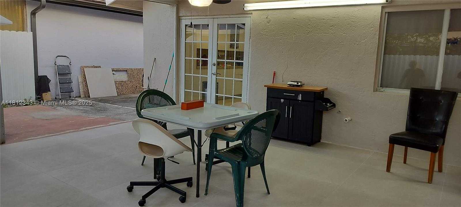 Small Image of 3149 WEST 68TH PL, Hialeah Number 39