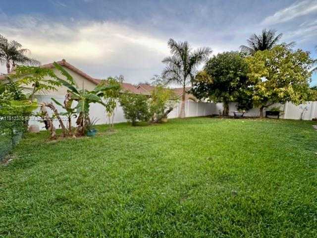 Small Image of 16295 NORTH WEST 9TH DR, Pembroke Pines Number 20
