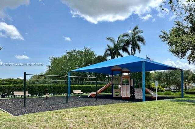 Small Image of 16295 NORTH WEST 9TH DR, Pembroke Pines Number 25