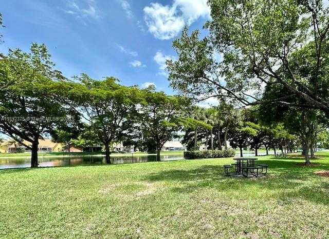 Small Image of 16295 NORTH WEST 9TH DR, Pembroke Pines Number 27