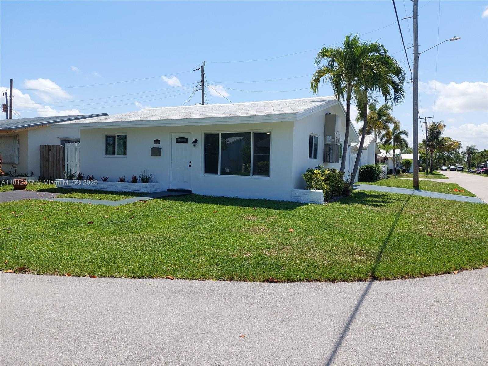 Small Image of 4579 NORTH WEST 16TH WAY, Tamarac Number 27