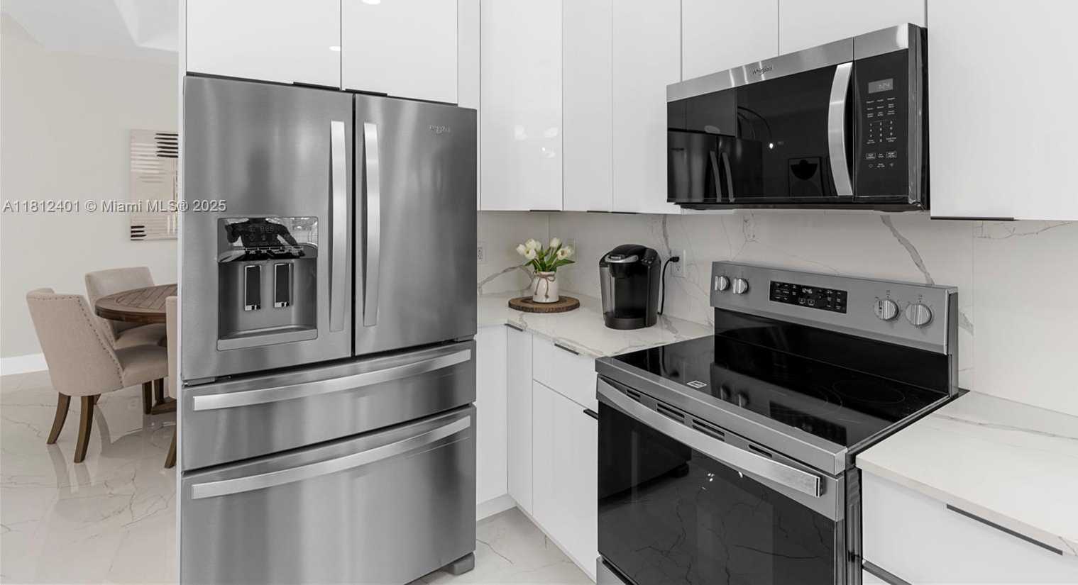 Small Image of 8887 NORTH WEST 139TH TER, Miami Lakes Number 16