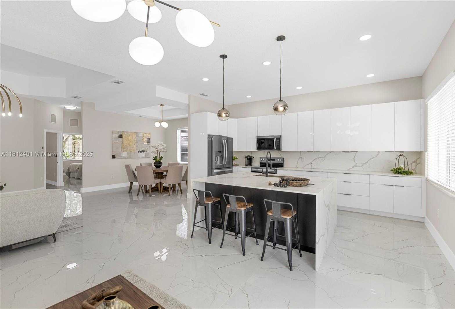 Small Image of 8887 NORTH WEST 139TH TER, Miami Lakes Number 24