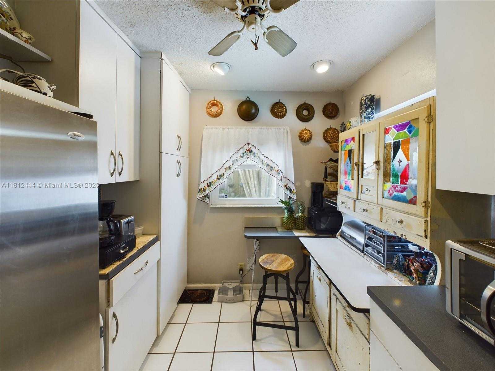 Small Image of 10221 SOUTH WEST 50TH CT, Cooper City Number 16