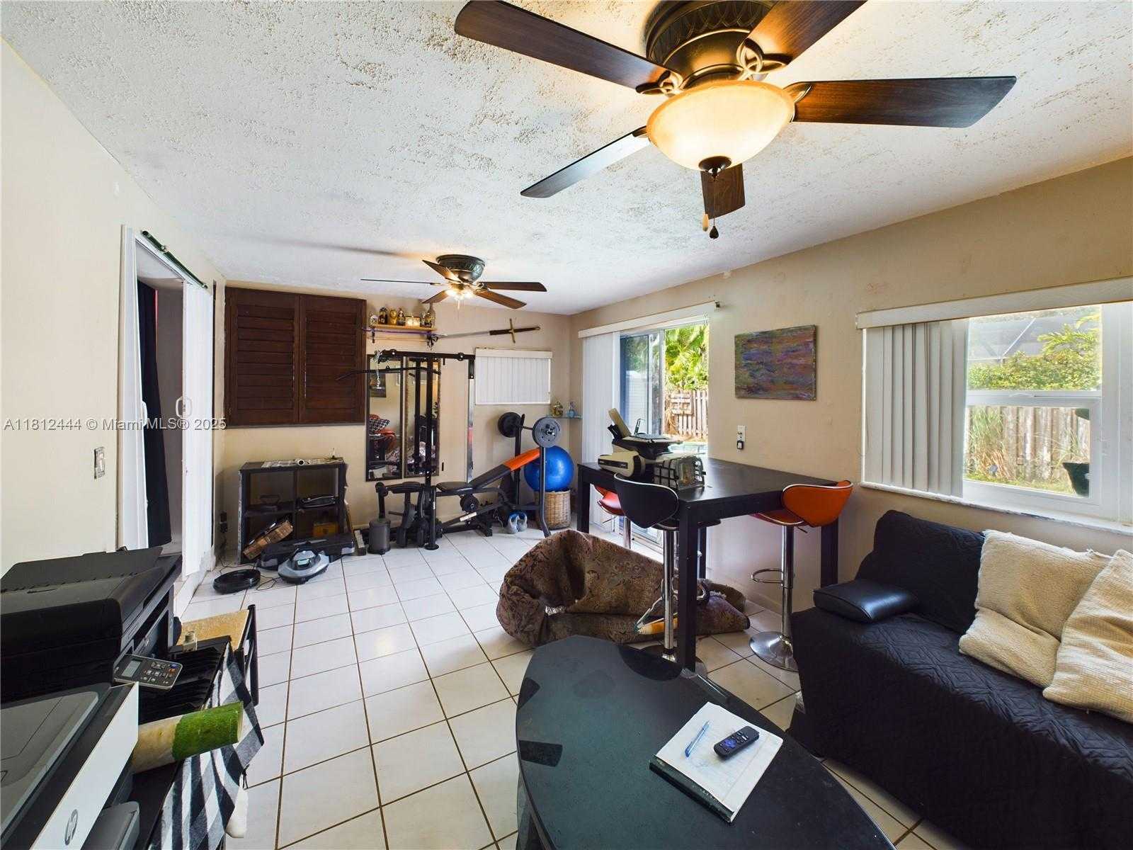 Small Image of 10221 SOUTH WEST 50TH CT, Cooper City Number 18