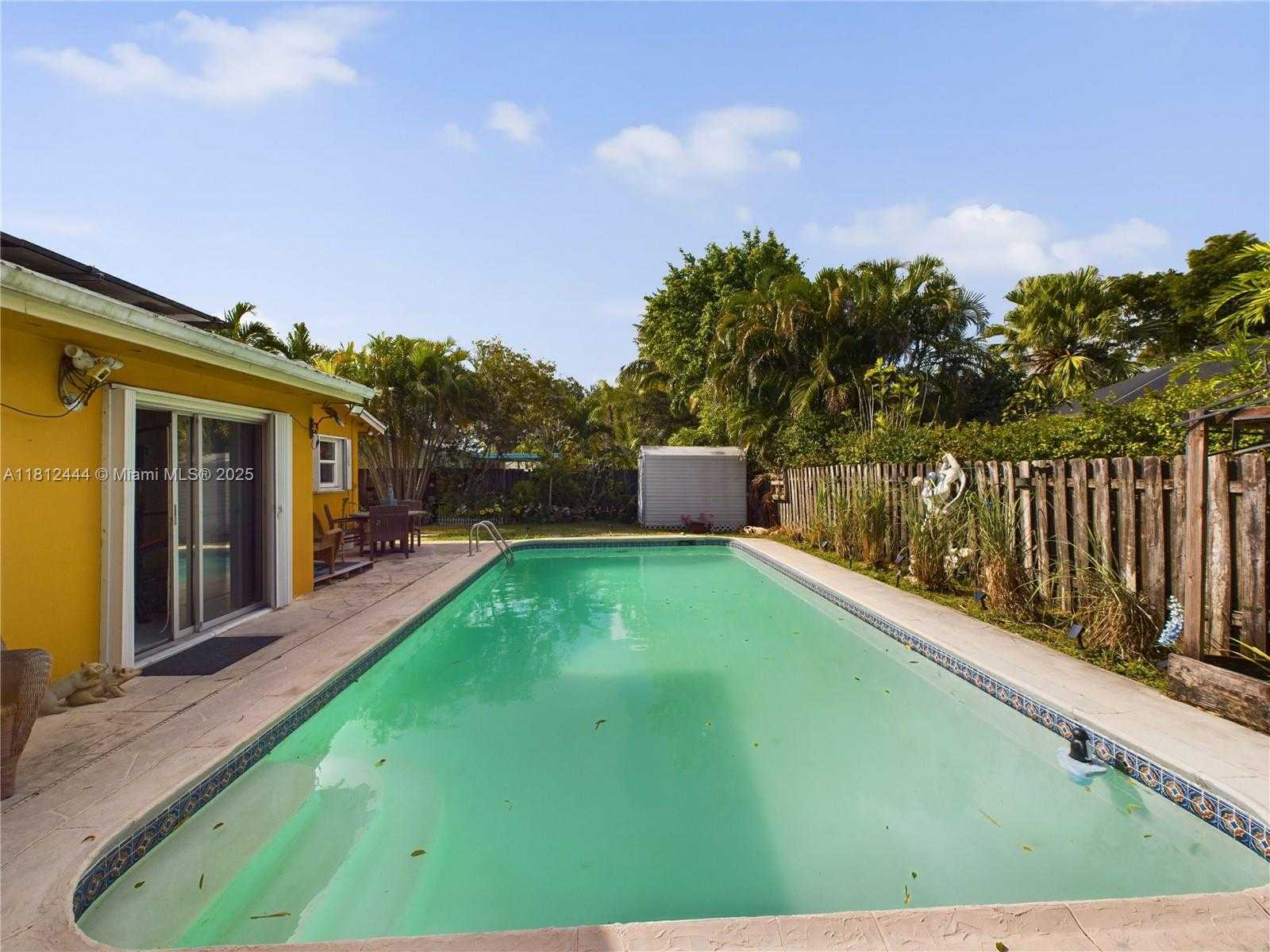 Small Image of 10221 SOUTH WEST 50TH CT, Cooper City Number 22